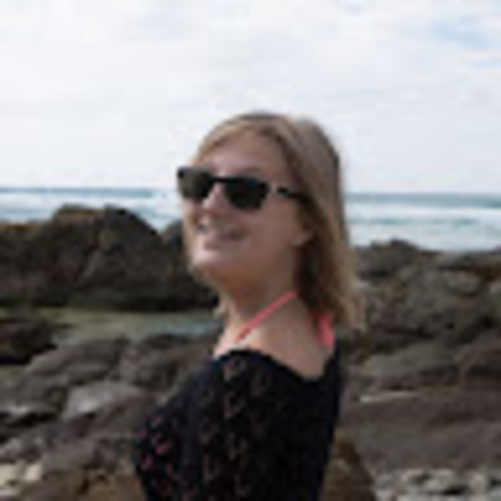 Meet your Posher, Alyssa